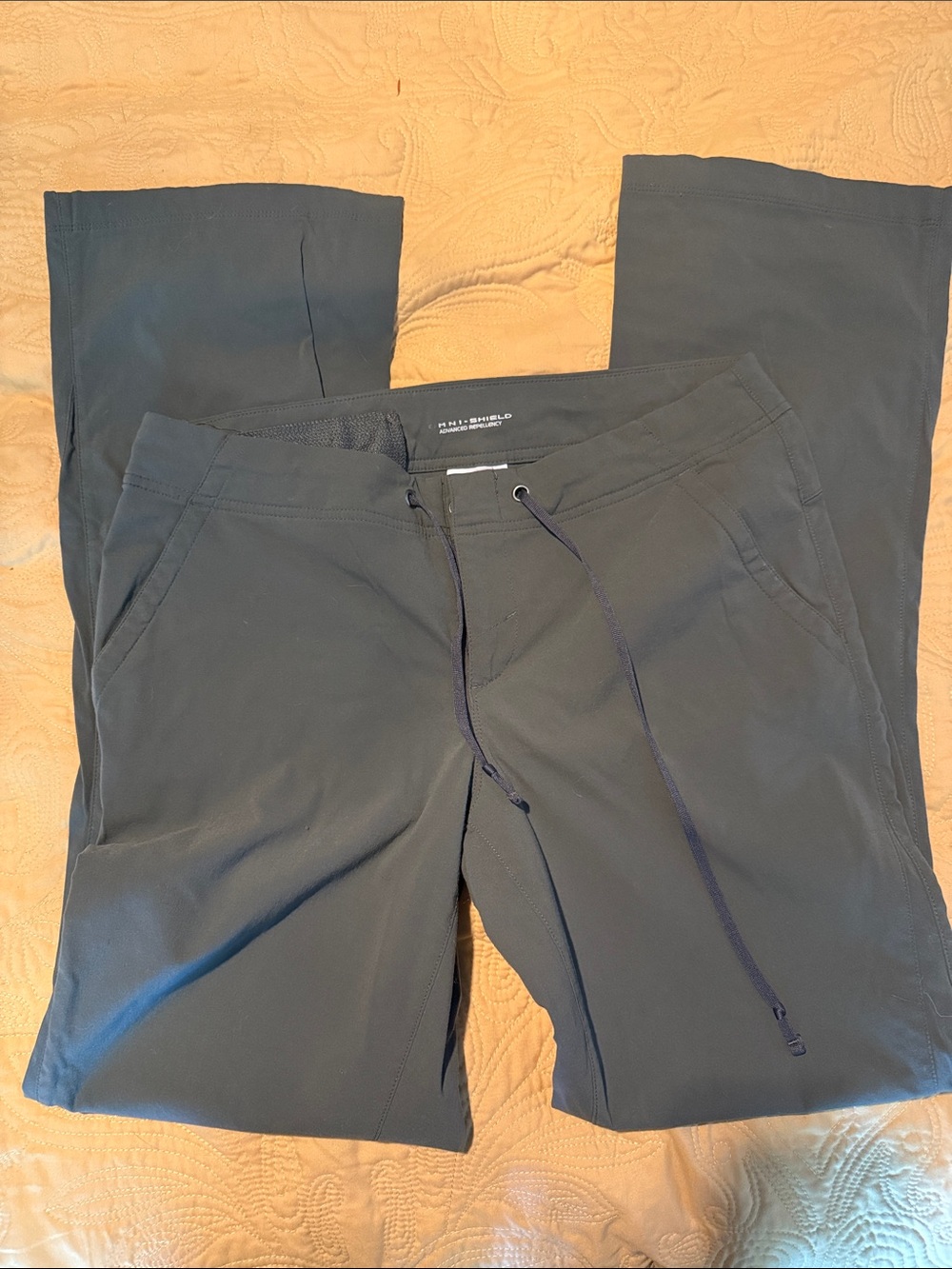 Columbia Black Women's Drawstring Track Pants